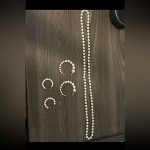 pearl necklace and earring set